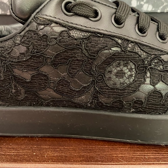 DOLCE & GABBANA SNEAKERS - Picture 11 of 15